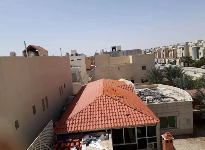 القرميد في الباحة: الحل الأمثل للتسقيف والحماية